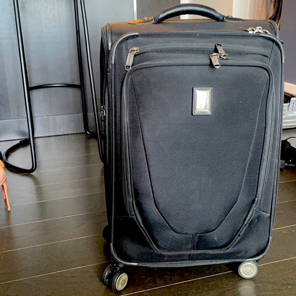 TravelPro Carry on